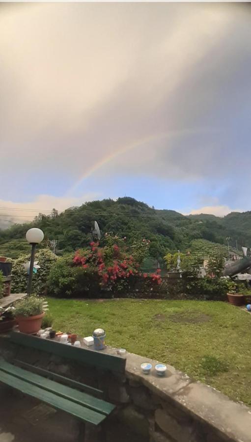 Casa Ylenia Villa Borzonasca ภายนอก รูปภาพ